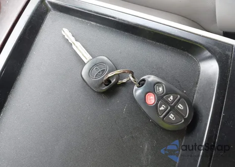 2011 Toyota Sienna Xle V6 из США, поврежденный, VIN 5TDYK3DCXBS133044